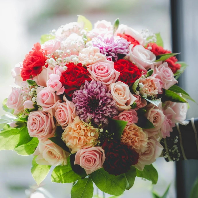 Kukkakimppu onnitteluun kukkakauppa Vääksy