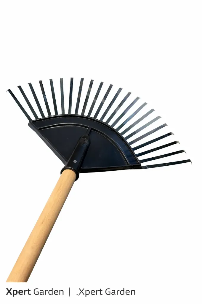 Harava puuvarrella – Xpert Garden