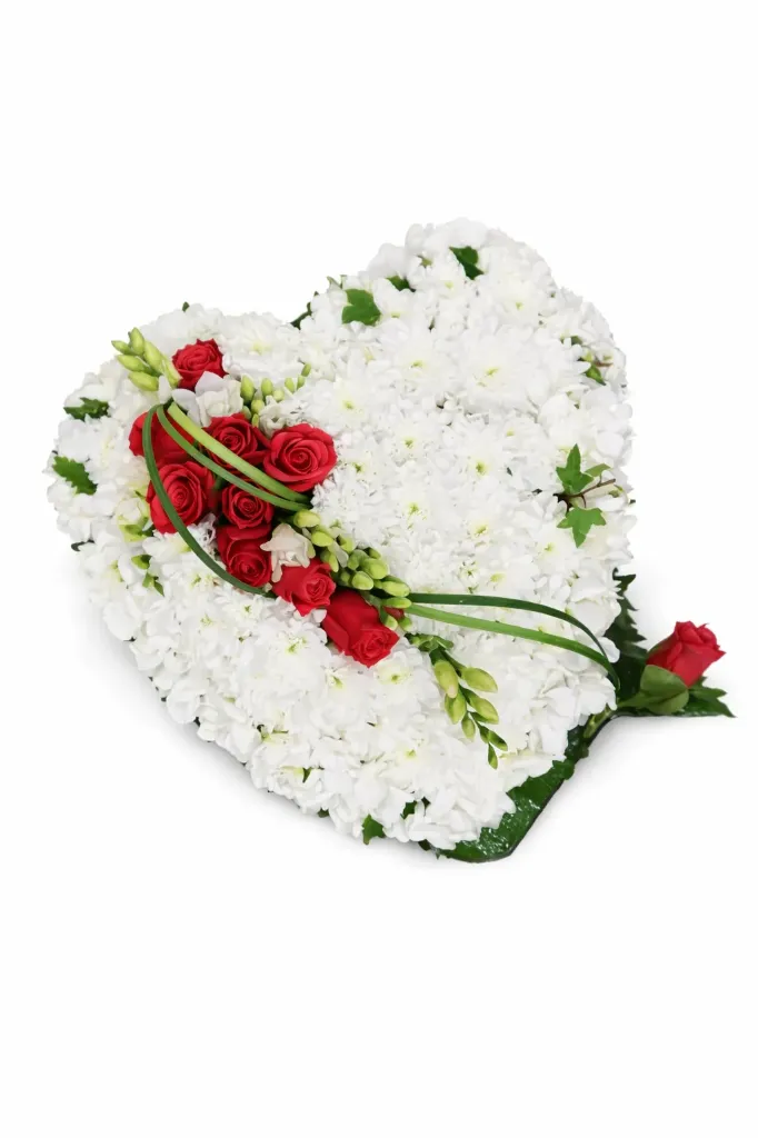 Kukkaseppele Muisto – valkoinen sydän, punainen korostus (Ei)